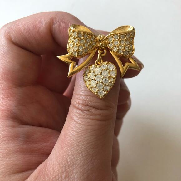 Swarovski Crystal Brooch Bow and Dangling Heart - Picture 4 of 6